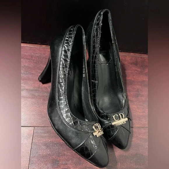 Christian DIOR Heels Shoes Designer Black/Gold Pointed Toe Pumps Size 4 (35) EUC - Picture 10 of 13